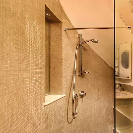 Cozy Studio Flat In Trastevere By Yourhost Rome Exterior photo